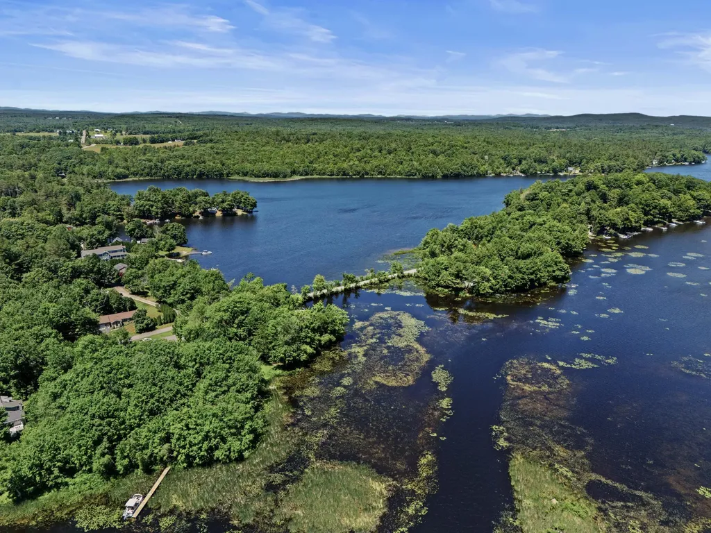 16 Maple Ridge Road Monmouth ME 04259