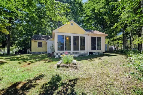 16 Maple Ridge Road Monmouth ME 04259