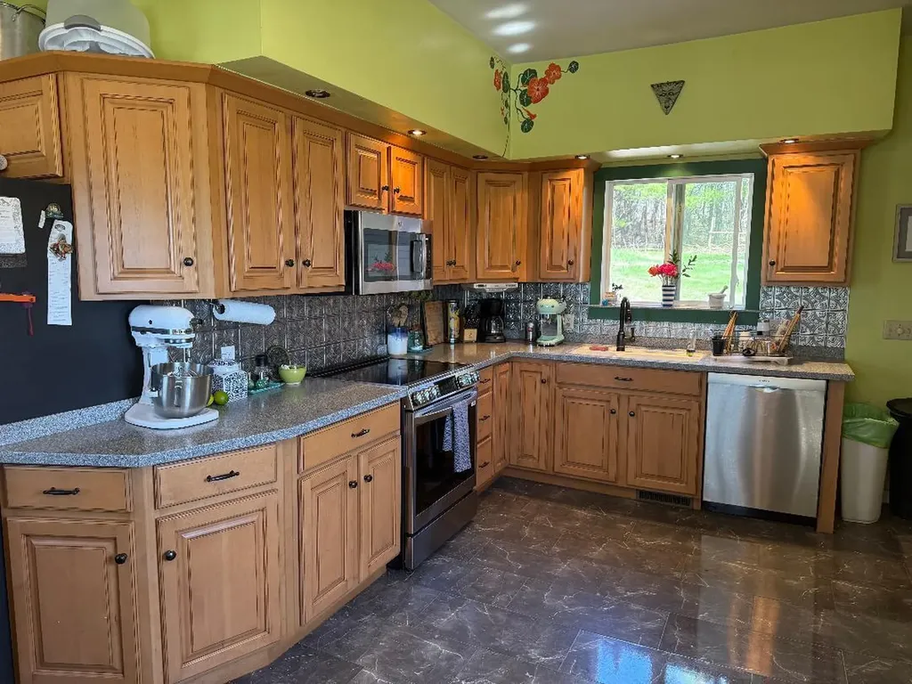 487 Hollis Road Hollis ME 04042