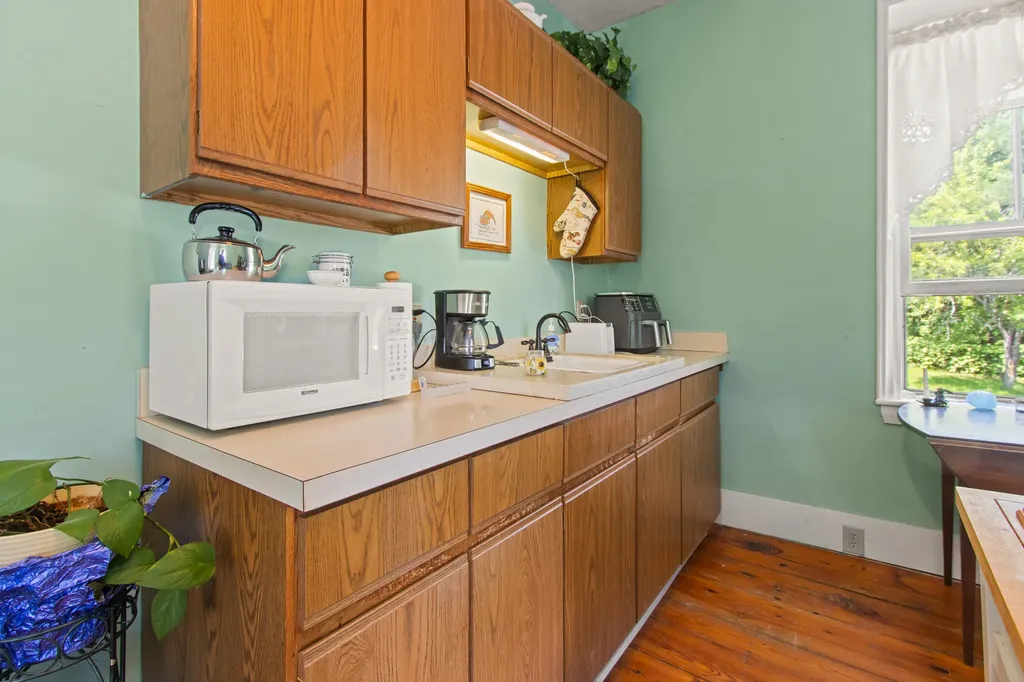 487 Hollis Road Hollis ME 04042