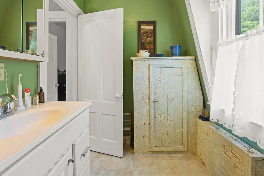 487 Hollis Road Hollis ME 04042