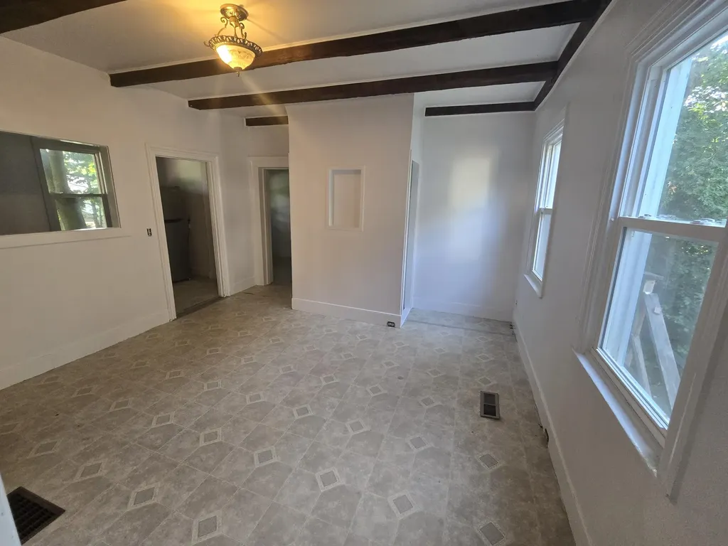 18 Boynton Street Bangor ME 04401