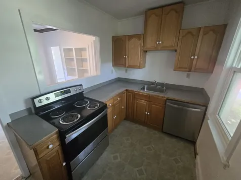 18 Boynton Street Bangor ME 04401