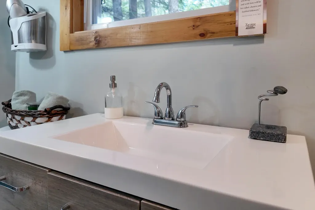 282 Jackson Lane Norway ME 04268