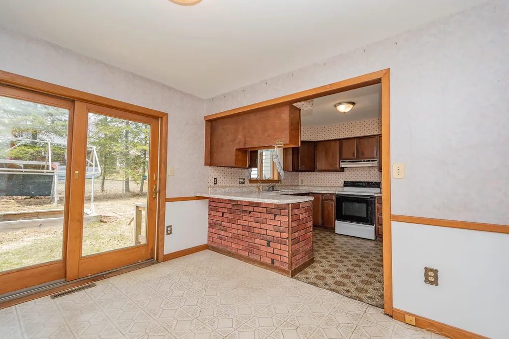 22 Midland Street Caribou ME 04736