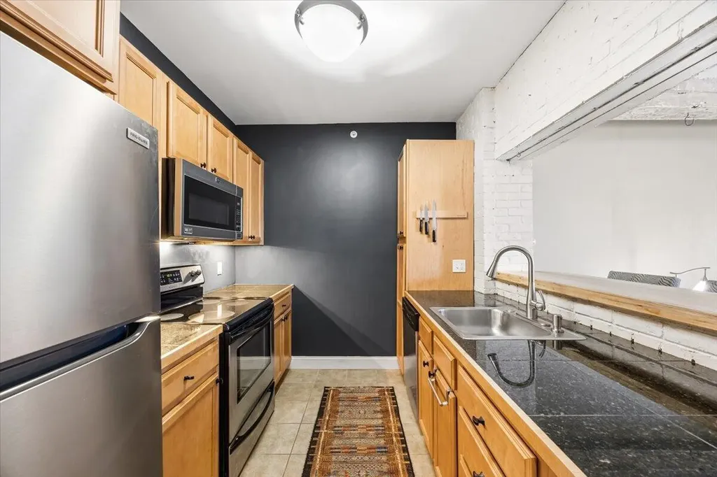 30 Lincoln Street Westbrook ME 04092