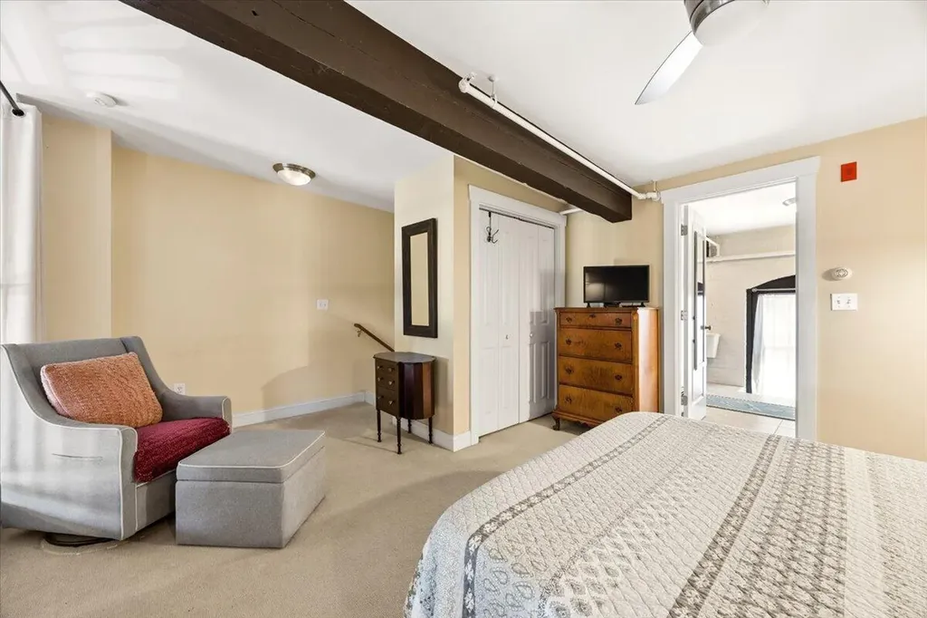 30 Lincoln Street Westbrook ME 04092