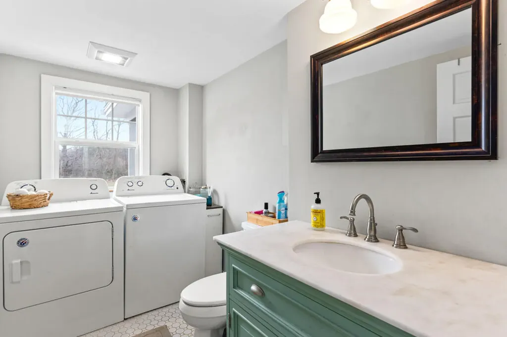 15 Cole Road Biddeford ME 04005