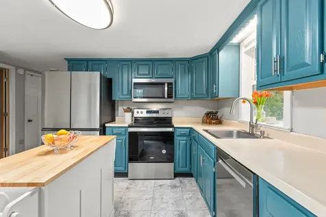 15 Cole Road Biddeford ME 04005