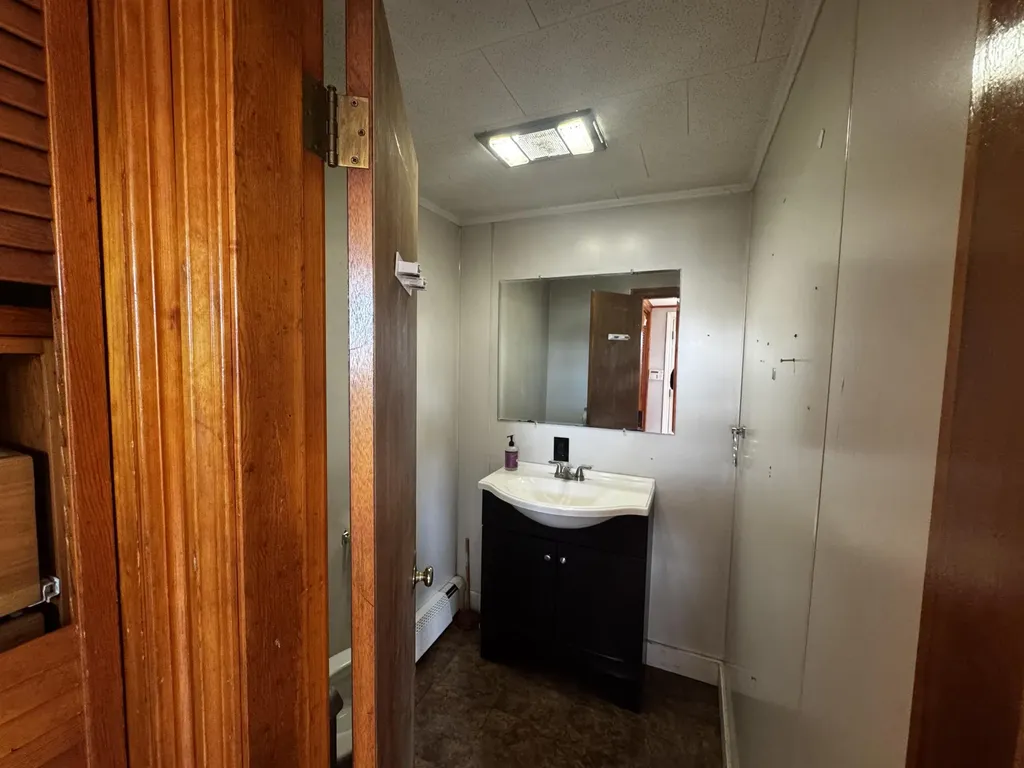 336 Broadway Bangor ME 04401