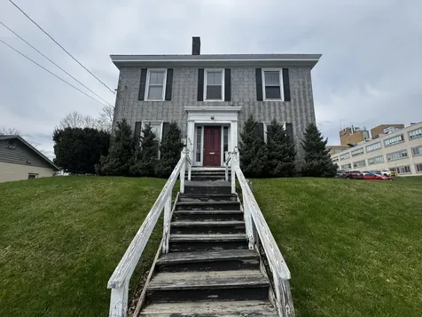 336 Broadway Bangor ME 04401