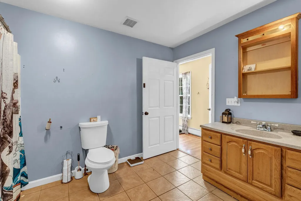 32 Smith Lane Levant ME 04456