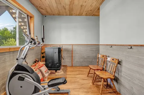 32 Smith Lane Levant ME 04456