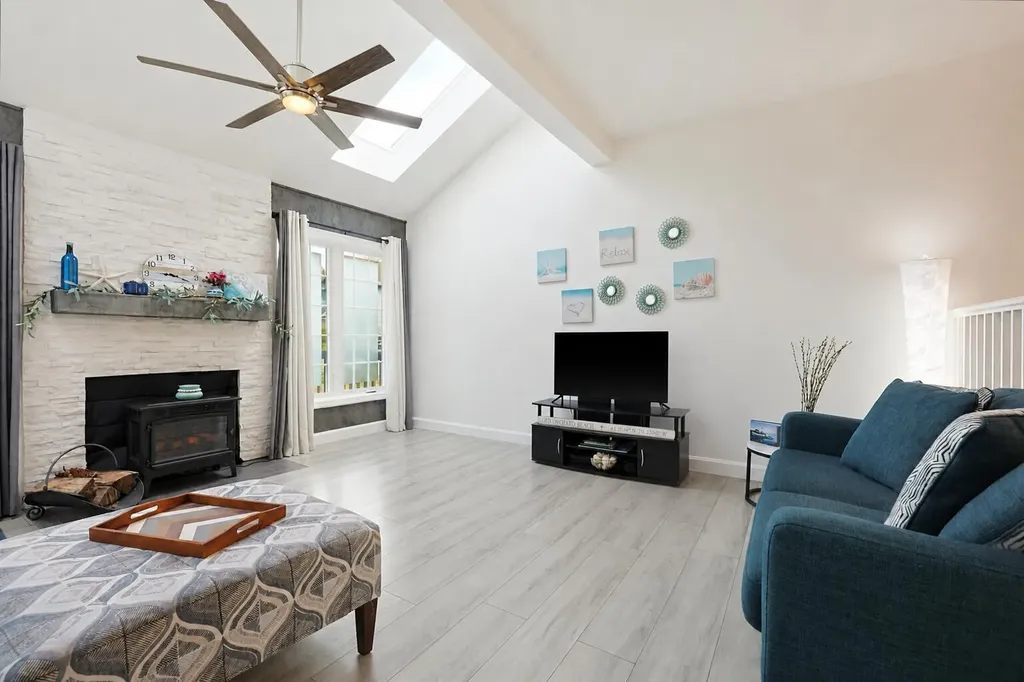 129 Portland Avenue Old Orchard Beach ME 04064
