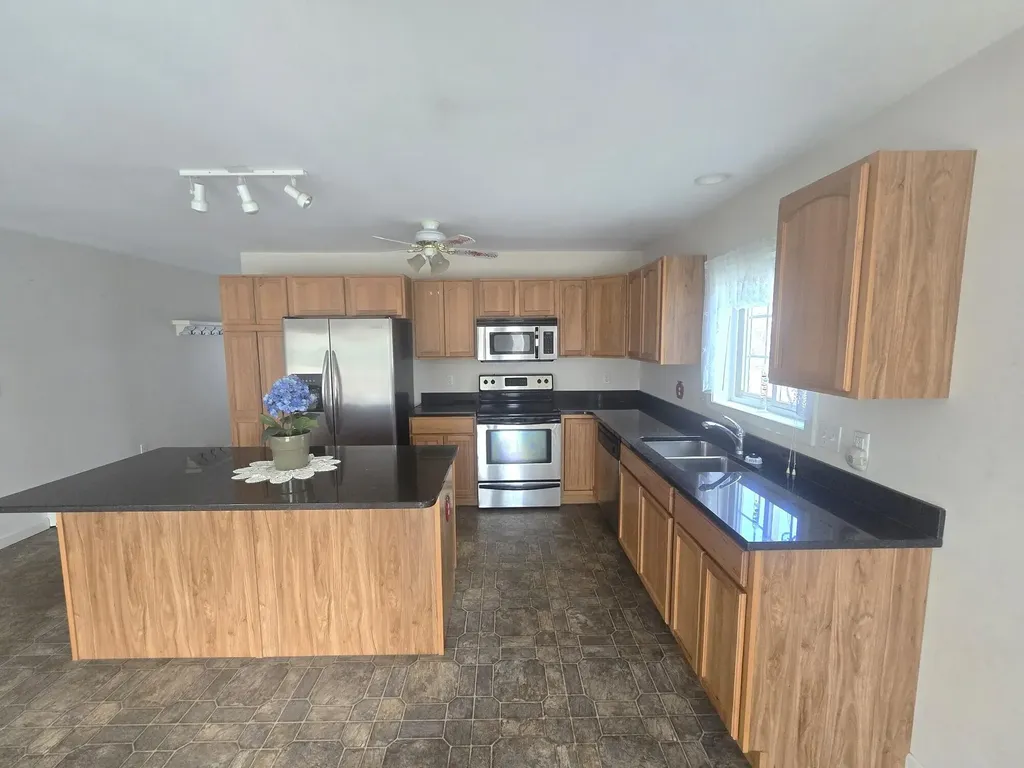 30 Cottage Place Westbrook ME 04092