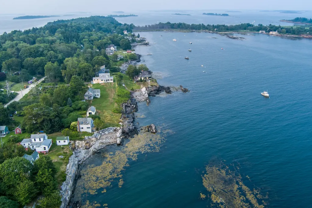 10 Griffin Lane Portland ME 04019