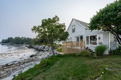 10 Griffin Lane Portland ME 04019