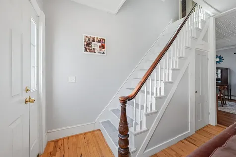 8 Baker Street Richmond ME 04357