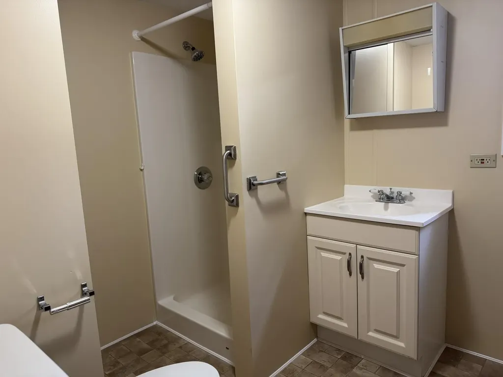 16 Pine Street Dexter ME 04930