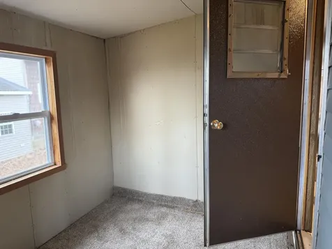 16 Pine Street Dexter ME 04930
