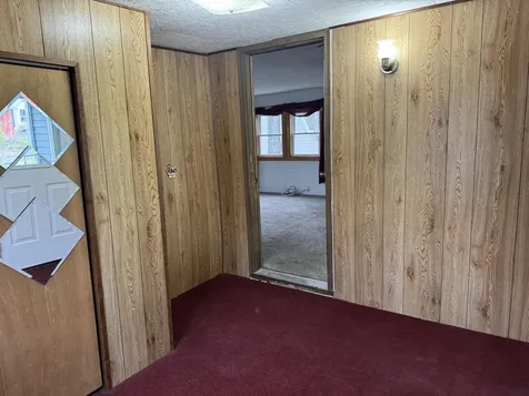 16 Pine Street Dexter ME 04930