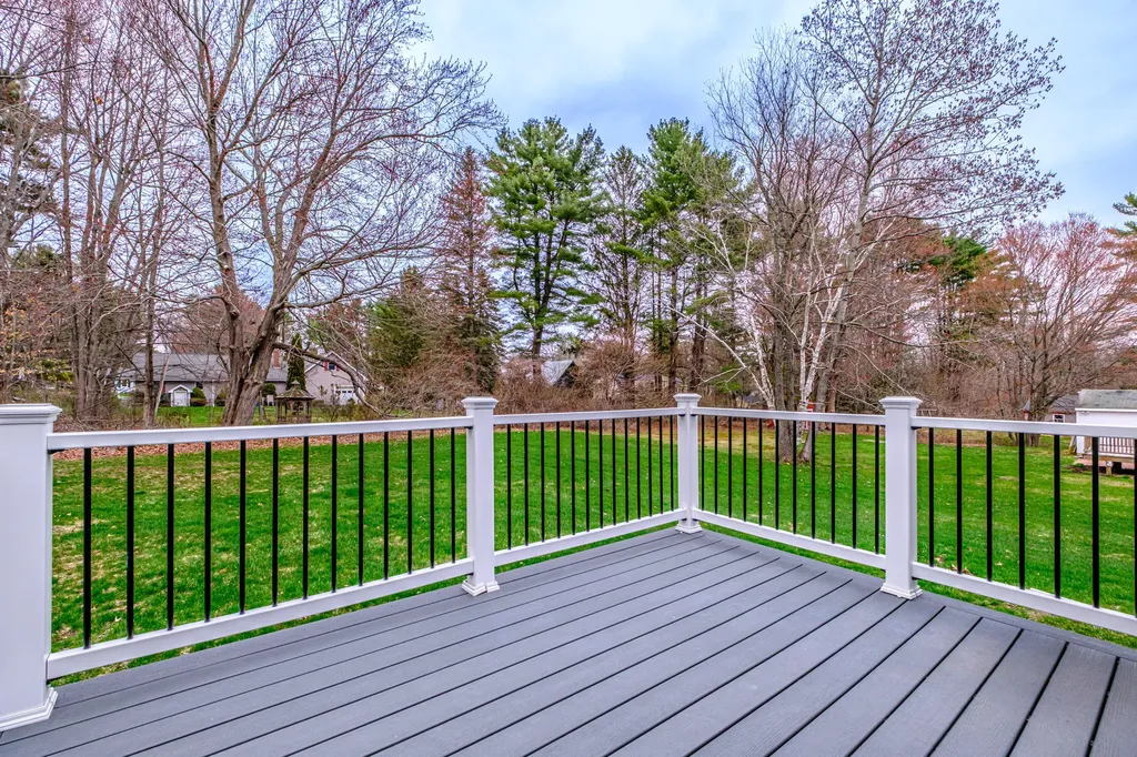 6 Prince Street Cumberland ME 04021