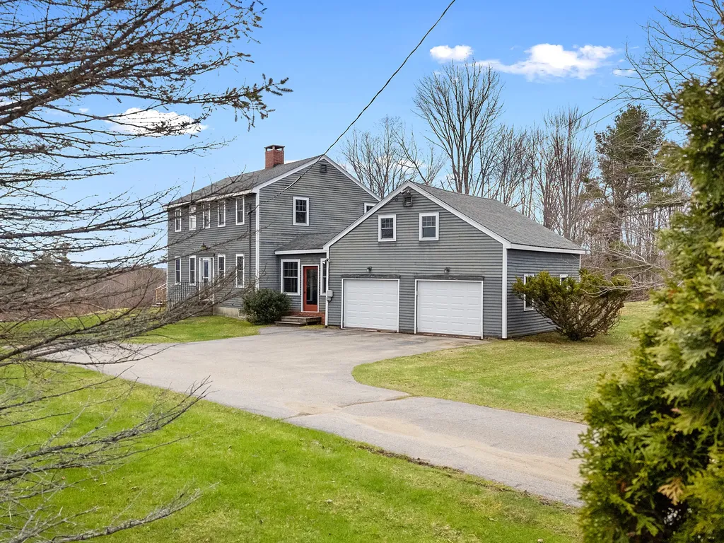 445 Manktown Road Waldoboro ME 04572