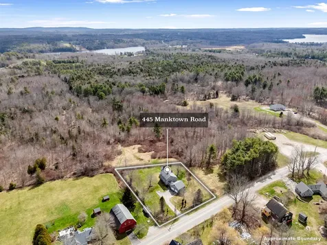 445 Manktown Road Waldoboro ME 04572