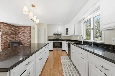 20 Fairfield Hill Road Kennebunkport ME 04046