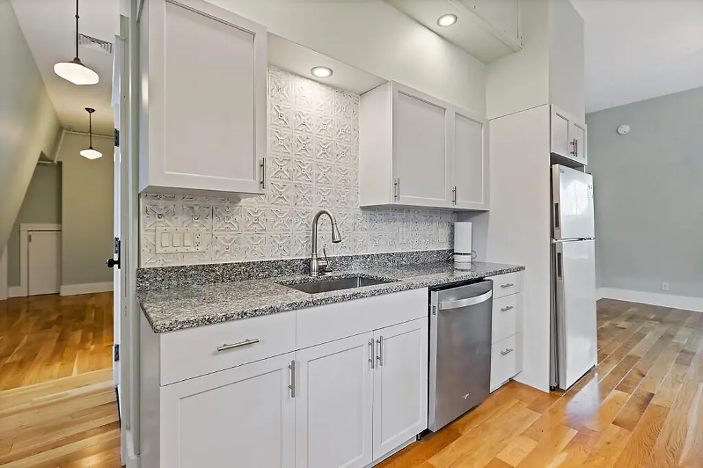 15 Middle Street Hallowell ME 04347