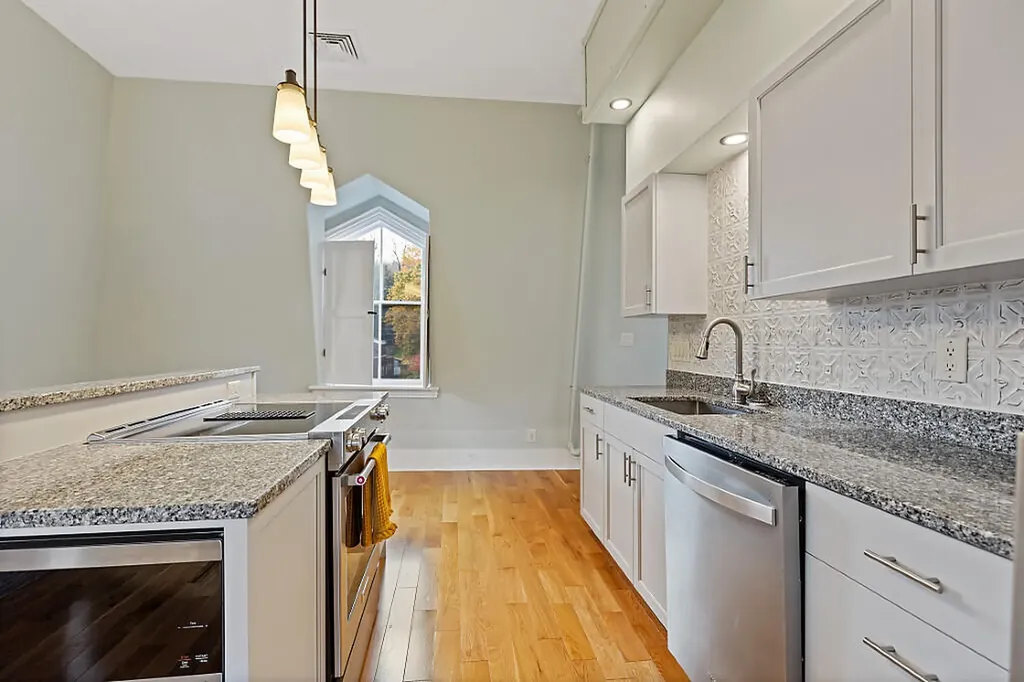 15 Middle Street Hallowell ME 04347