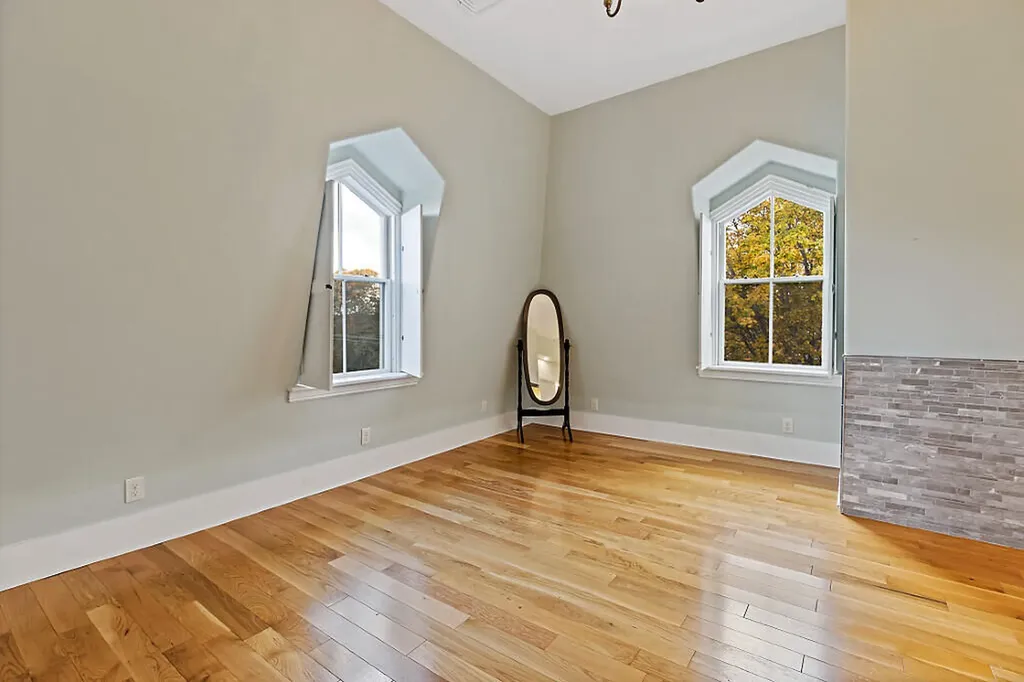 15 Middle Street Hallowell ME 04347