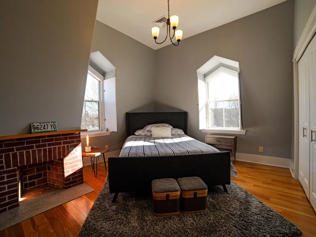 15 Middle Street Hallowell ME 04347