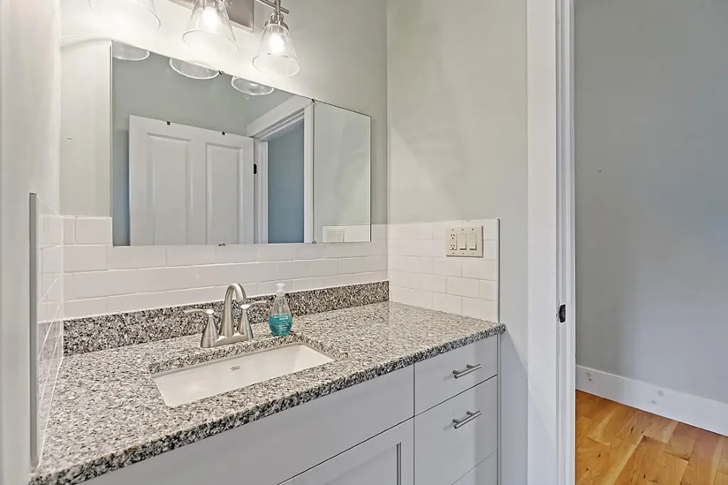15 Middle Street Hallowell ME 04347