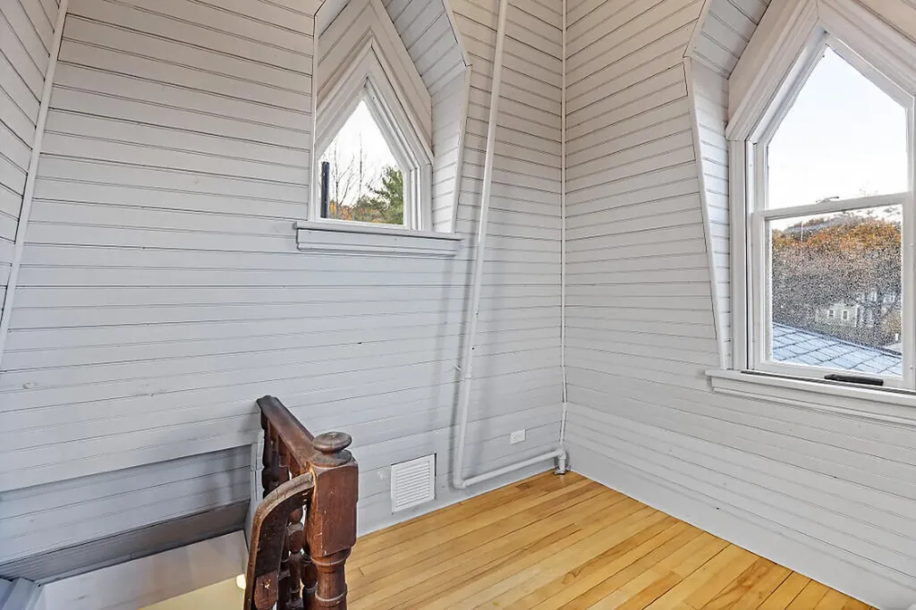 15 Middle Street Hallowell ME 04347