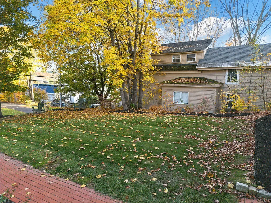 15 Middle Street Hallowell ME 04347