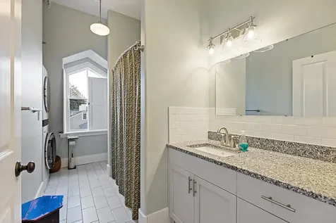 15 Middle Street Hallowell ME 04347