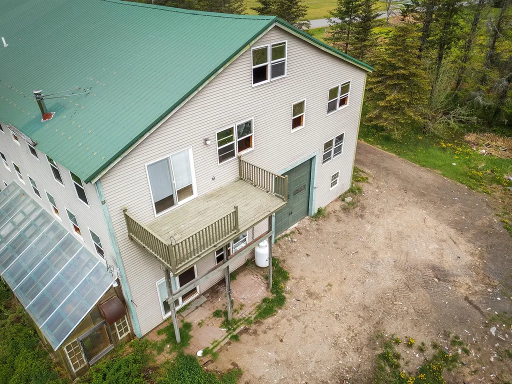 1257 N Pond Road Warren ME 04864