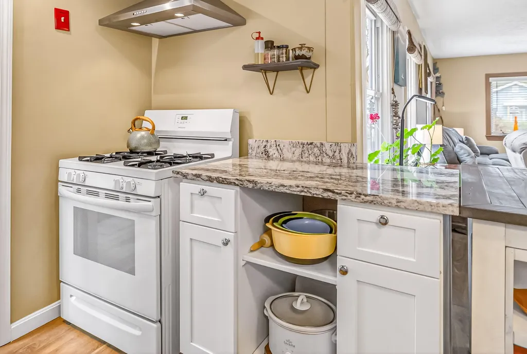 28 Cookman Avenue Old Orchard Beach ME 04064