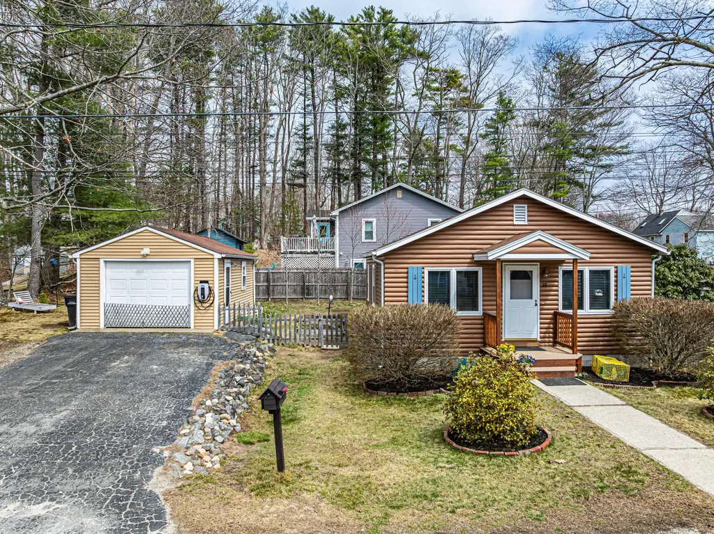 28 Cookman Avenue Old Orchard Beach ME 04064