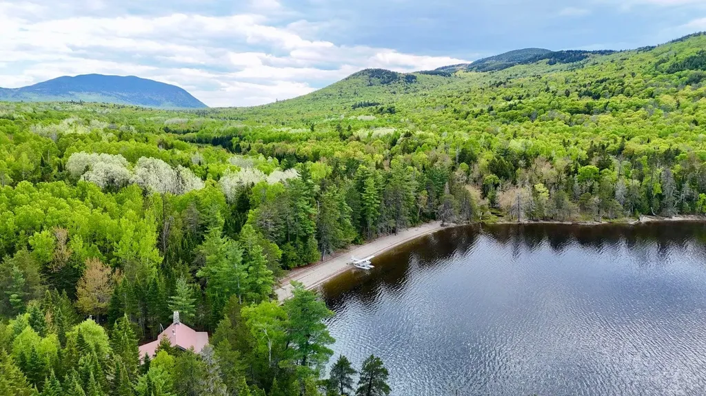 5.2 Lobster Lake Lobster Twp ME 04441