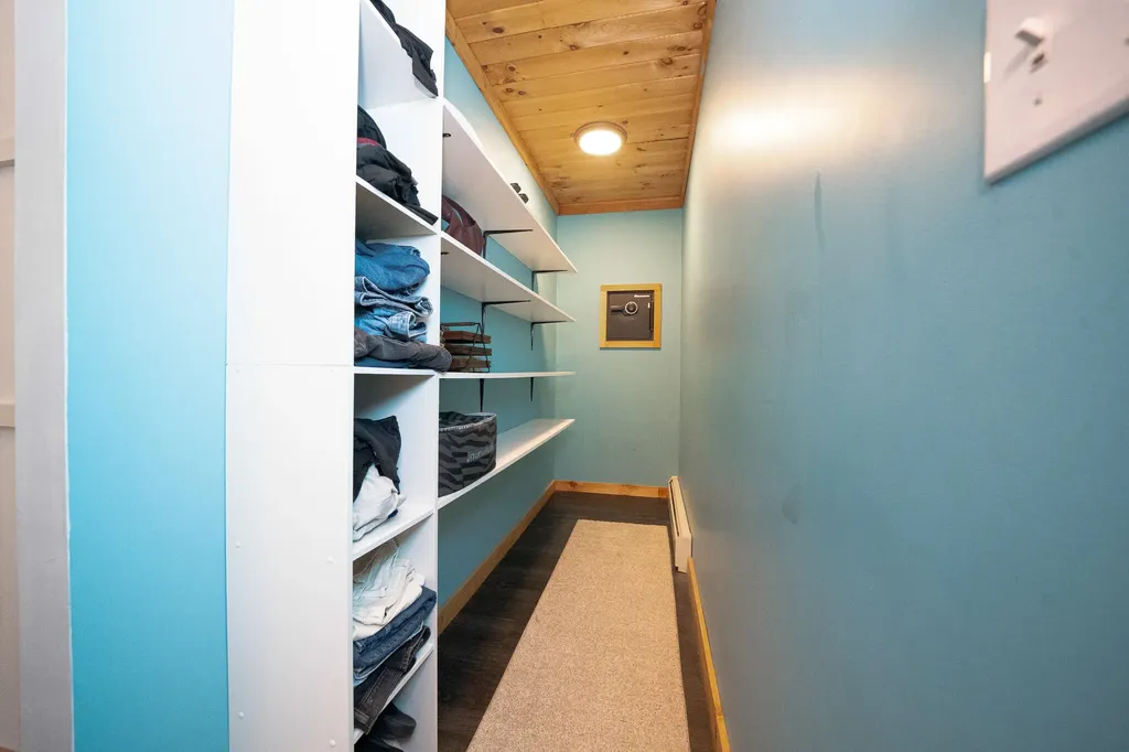 5 Carter Woods Bradley ME 04411