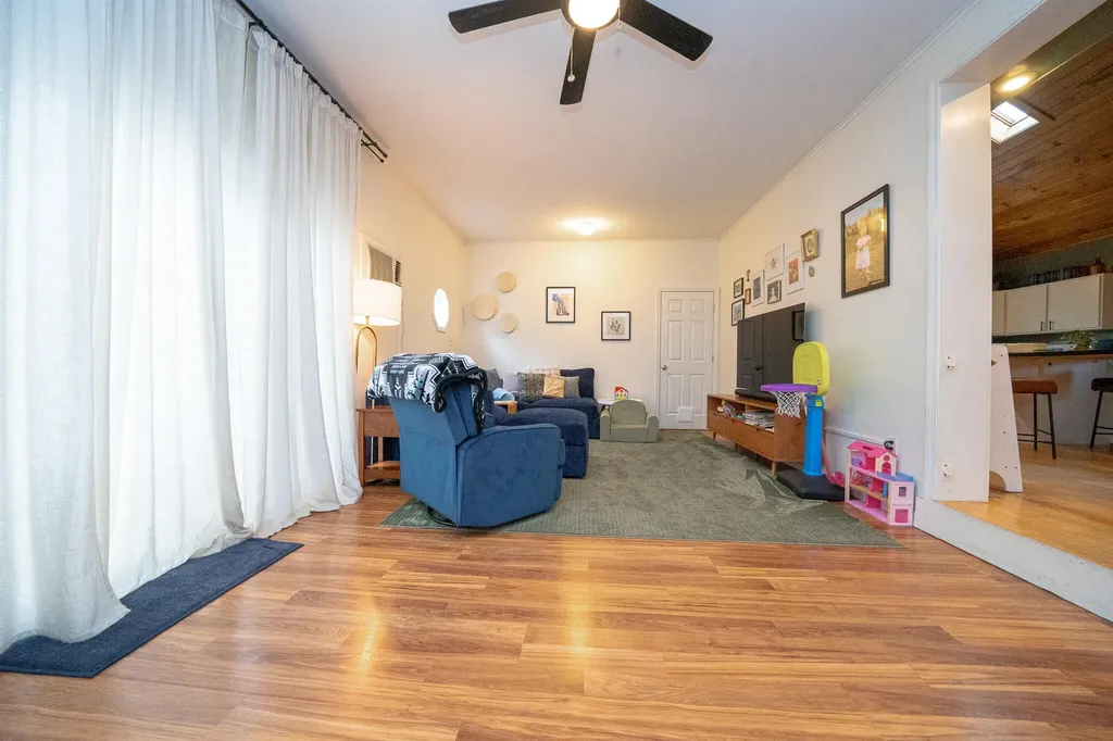 5 Carter Woods Bradley ME 04411