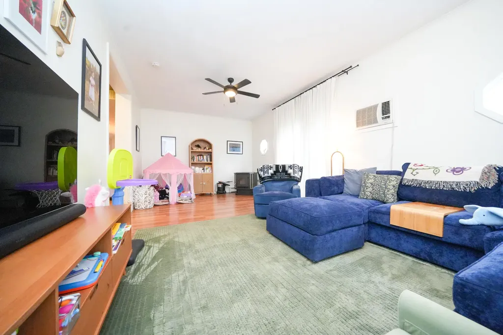 5 Carter Woods Bradley ME 04411