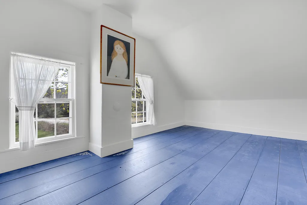 255 Raymond Hill Road Raymond ME 04071