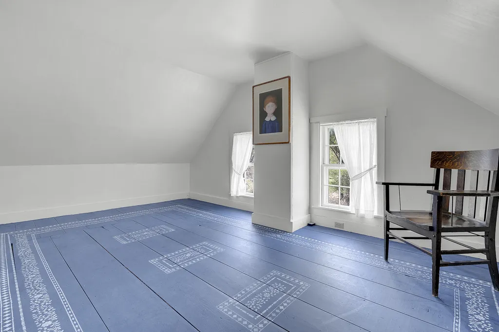 255 Raymond Hill Road Raymond ME 04071