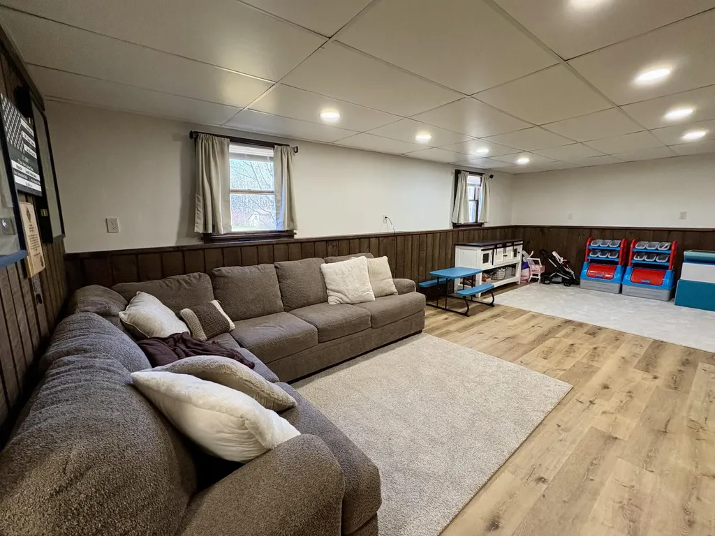 3 Mountainview Drive Lincoln ME 04457