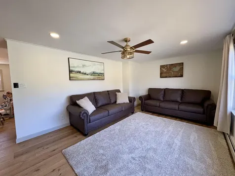3 Mountainview Drive Lincoln ME 04457