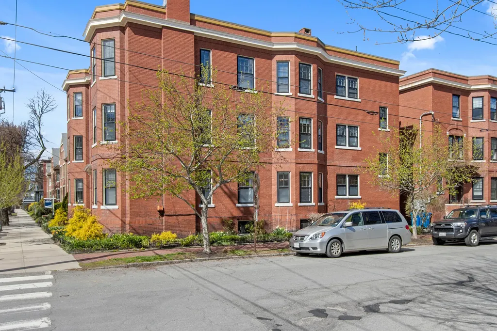 199 Vaughan Street Portland ME 04102