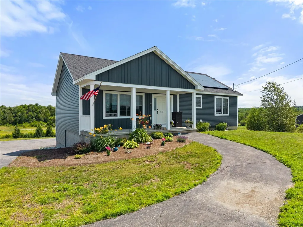 879 Blackstream Road Hermon ME 04401